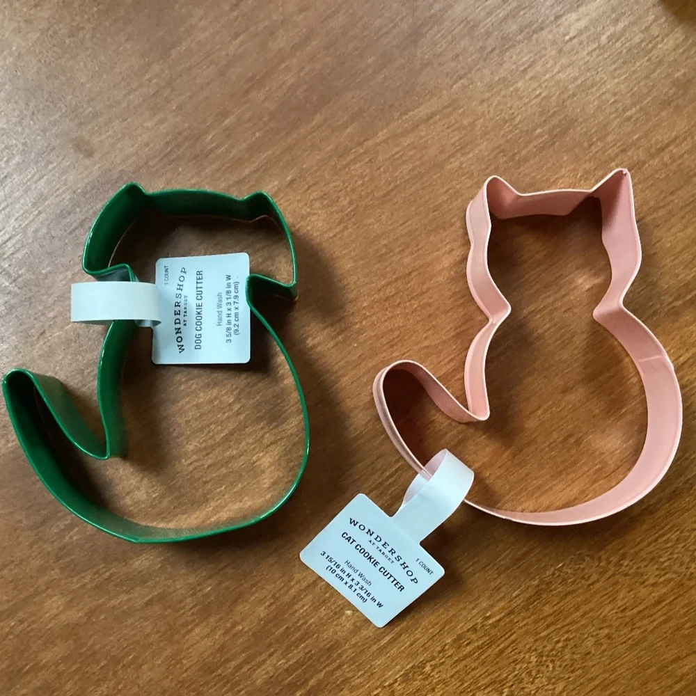 Wondershop at Target Dog and Cat Cookie Cutters Stainless Steel Set of 2 NWT